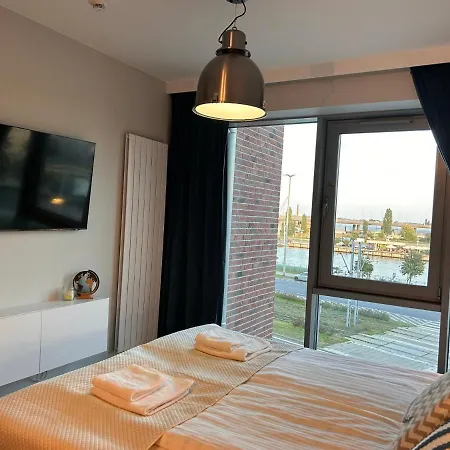 Studio River View Z Widokiem Na Odre By Stayly Szczecin Exterior photo