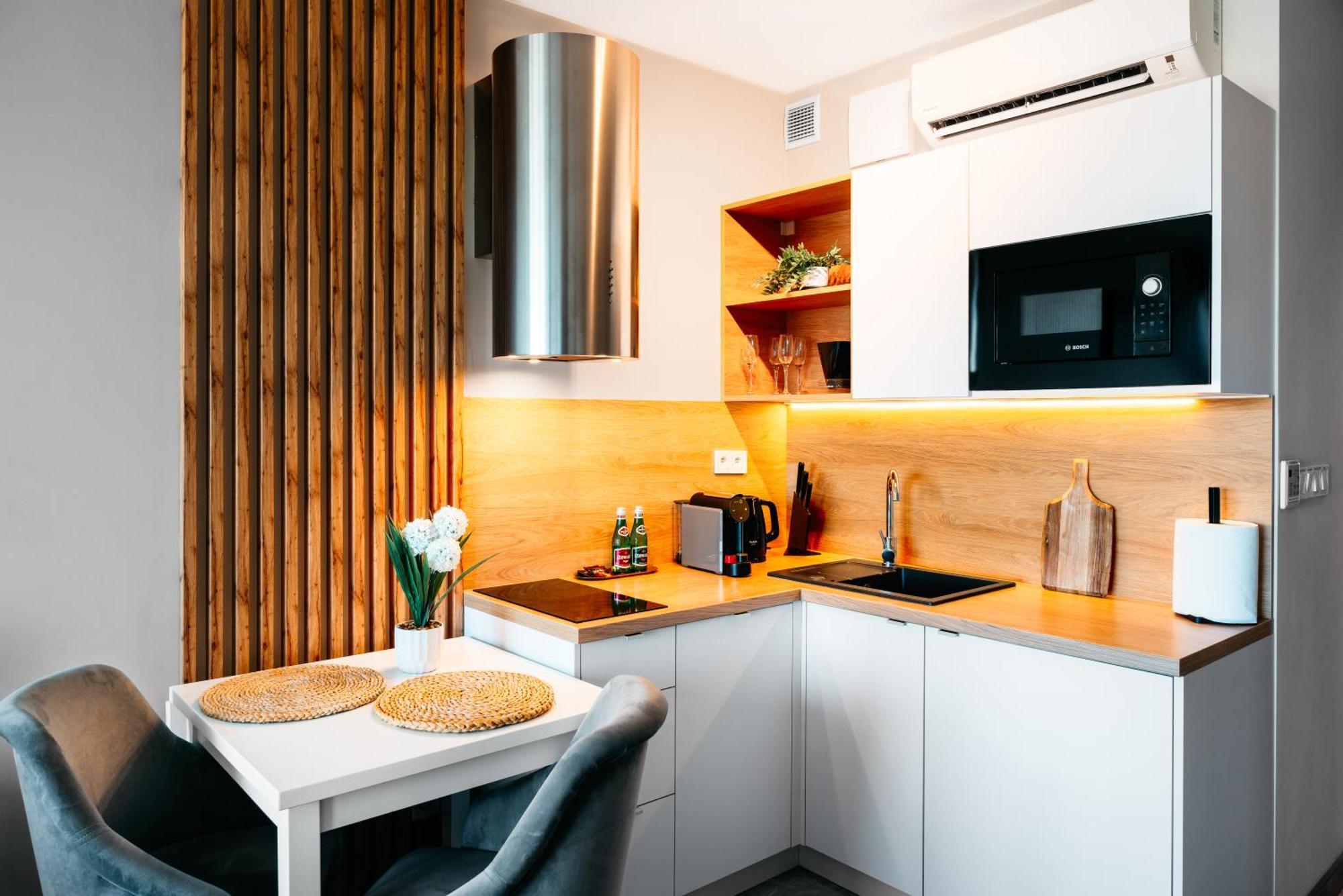 Apartament River View- Old Town Ac By Stayly *